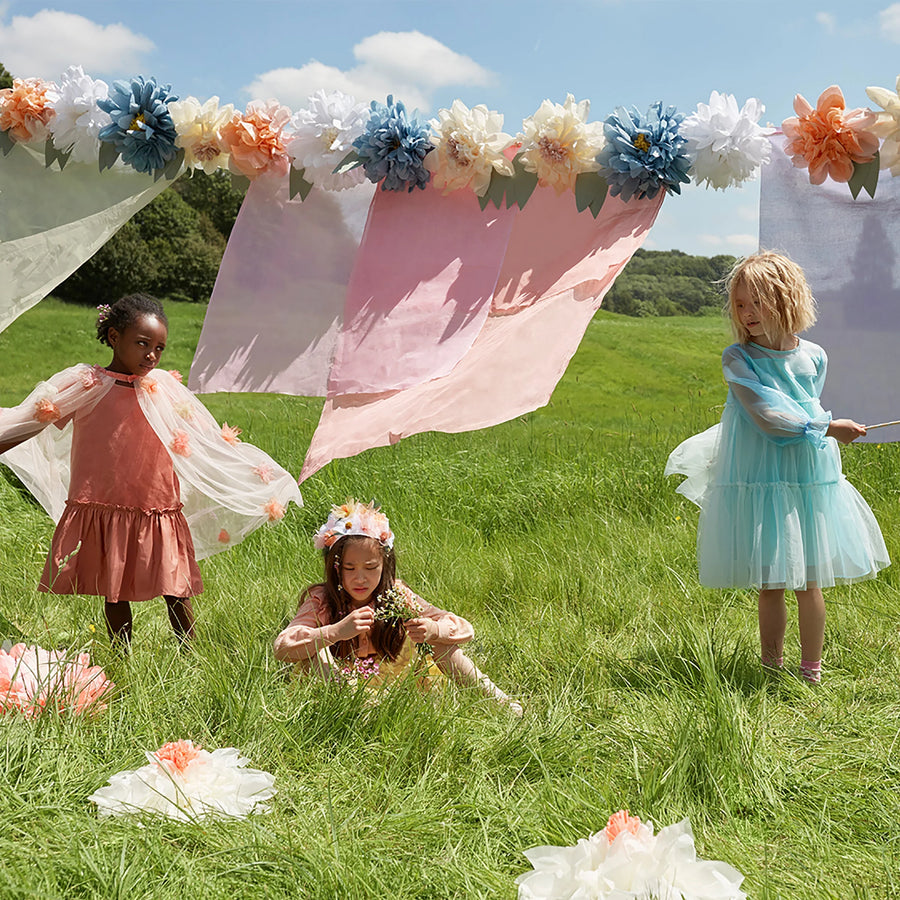 Flowers in Bloom Giant Paper Garland