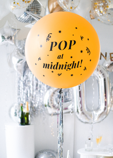 Midnight Tinsel Balloon Garland To-Go – Oh Shiny!